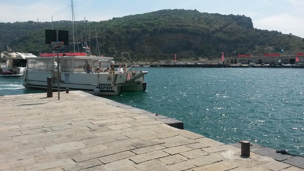 Holiday Home Fiorita Porto Venere Kamer foto